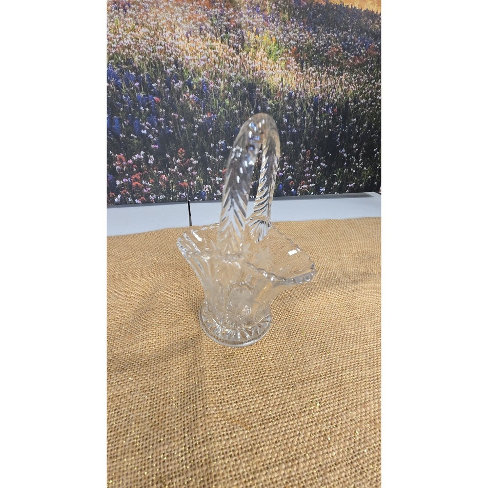 BB-1183.   Vintage glass wedding basket